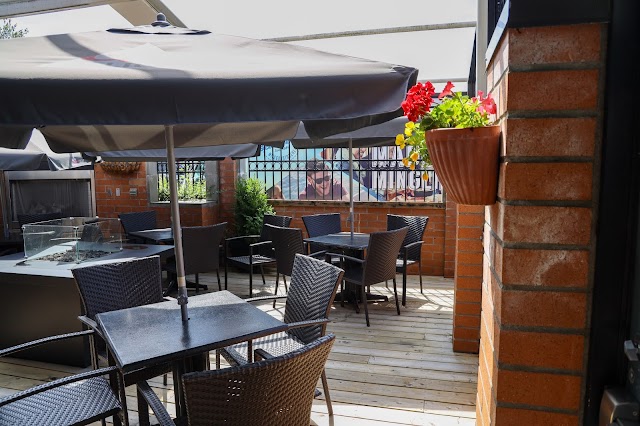 Rendezvous Pub