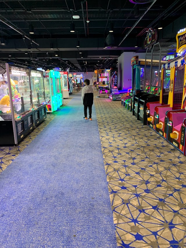 Round1 Bowling & Amusement