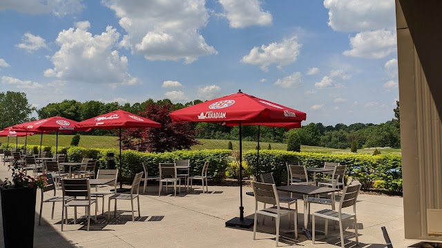 Kingpin Bowlounge / Boston Pizza