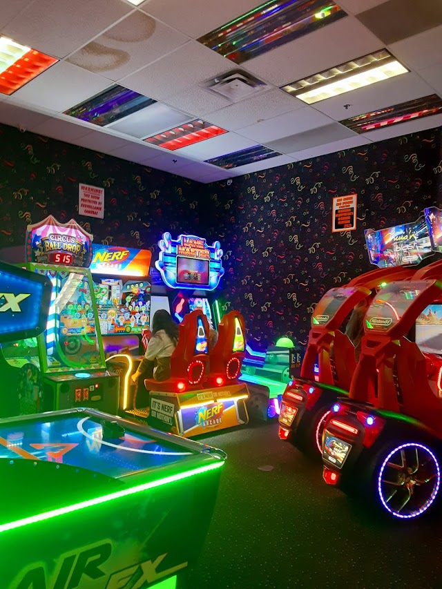 J&G Arcade at Johnstown Mall