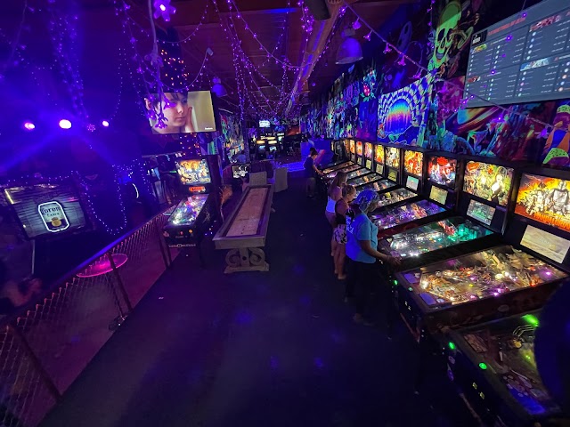 Play Money Pinball Arcade Bar