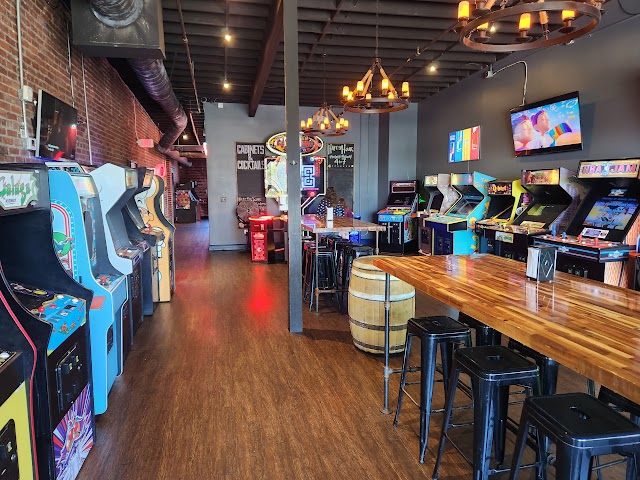 PIXELS - Pints & Bytes