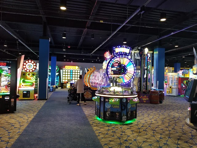 Round1 Bowling & Amusement