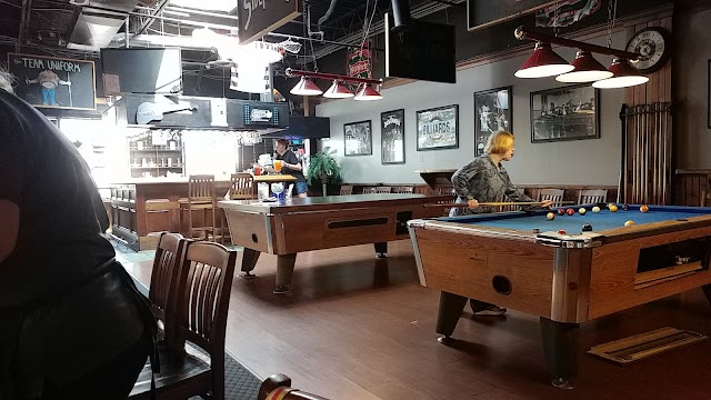 Stoke's Inland Bar & Grill