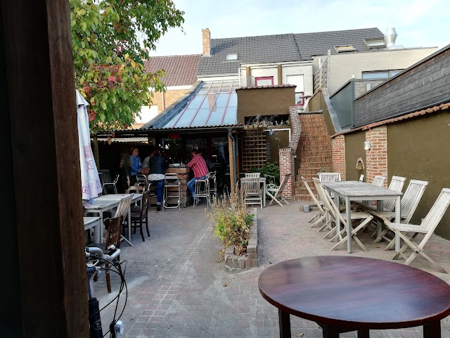 In De Gloria