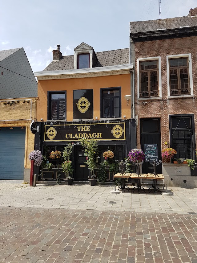 The Claddagh Irish Pub