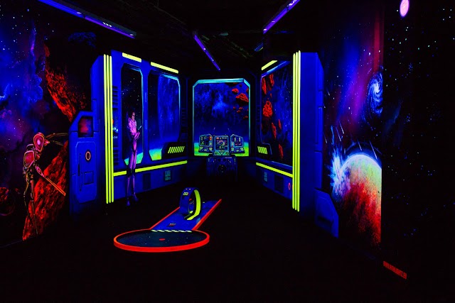 Simigolf 3D Schwarzlicht Minigolf