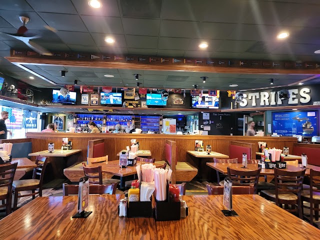 Solids (Stripes Pub & Grill)
