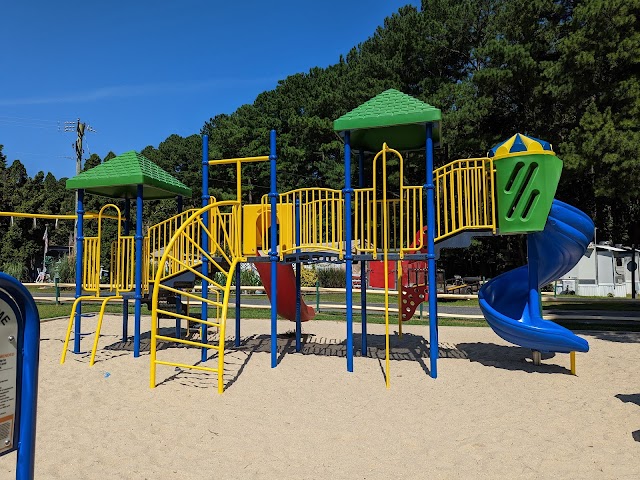 Tall Pines Campground