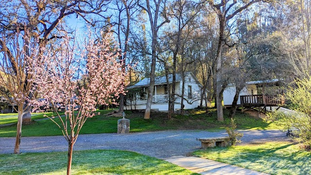 Vichy Springs Resort