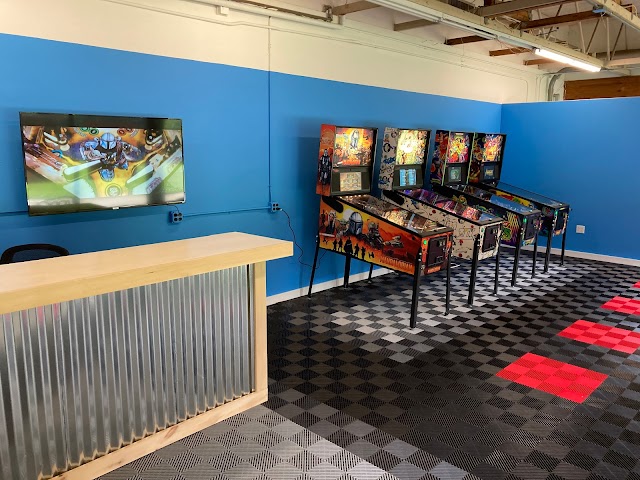 Pixels & Pinball