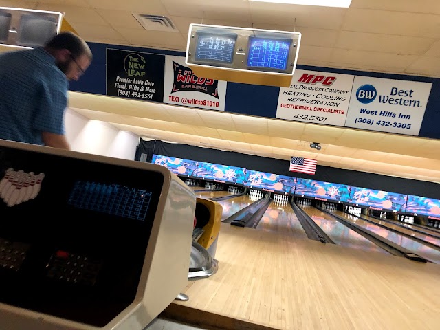 Hilltop Lanes