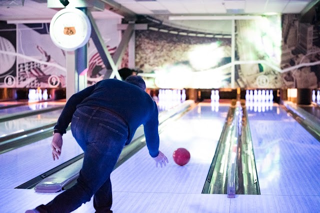 Star Bowling