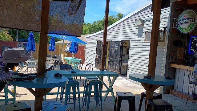 Trax Bar & Grill