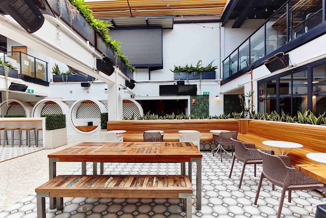 Hillside Hotel