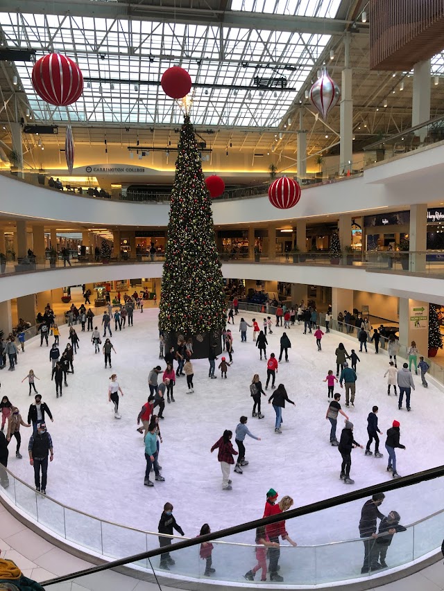 Lloyd Center