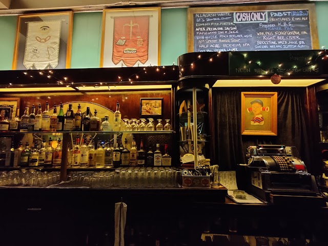 Skylark Restaurant