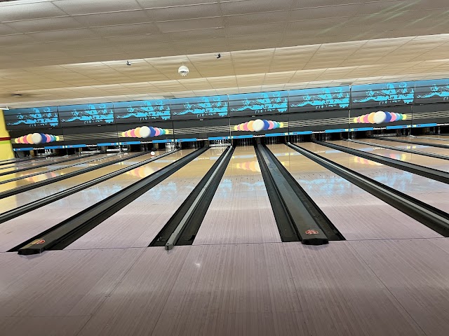 Chateau Lanes