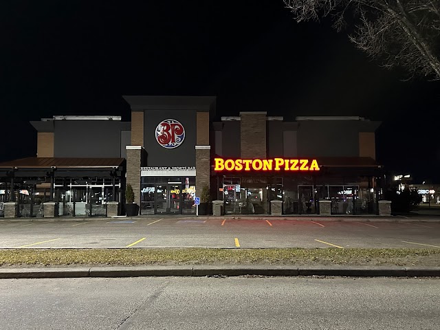 Boston Pizza (South Trail Crossing)