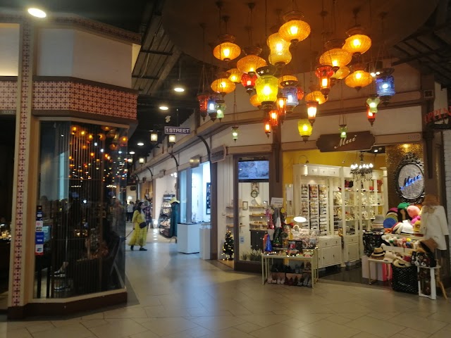 Terminal 21 Asok