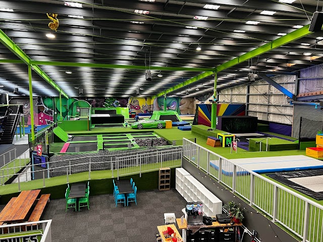 MoveX Trampoline & Ice Skating