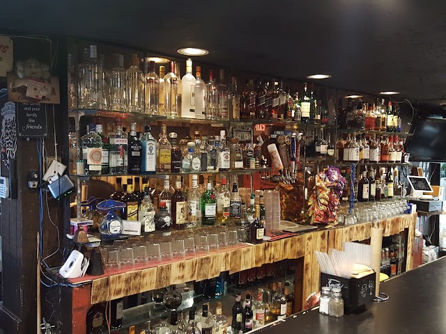 Dillon's Burgers & Beers Restaurant