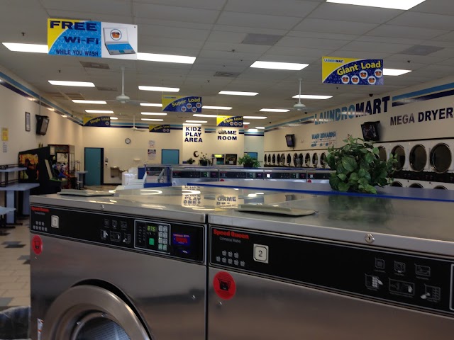 Laundromart