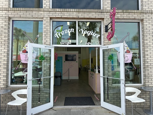 Beau & Arrow's Frozen Yogurt & Coffee