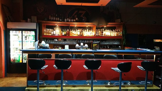 Billiard Club Bar