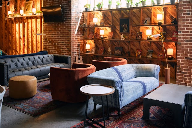 The Draftsman Bar + Lounge