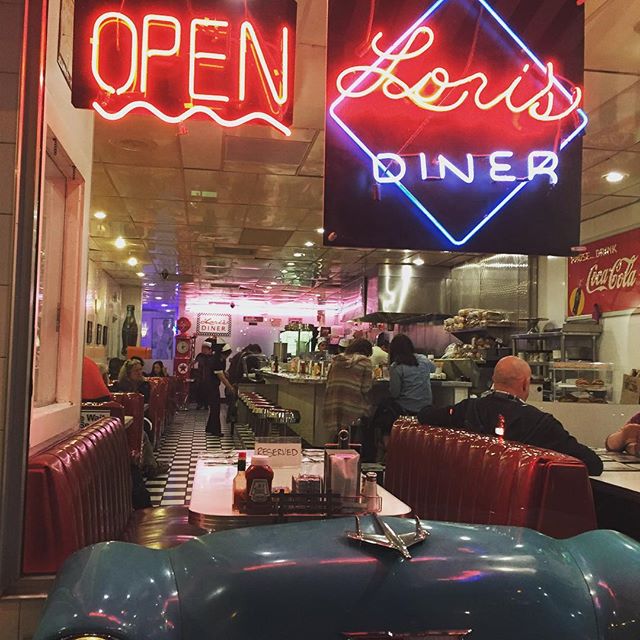 Lori's Diner