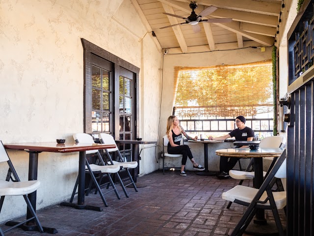 Shotz Bar & Kitchen