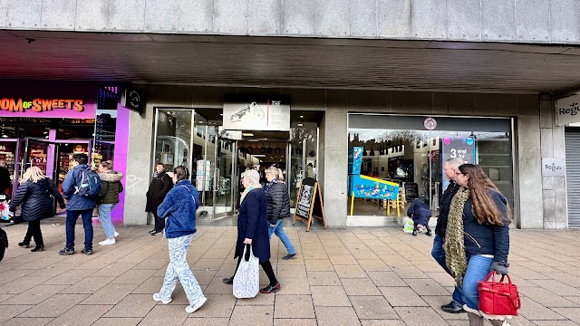 hmv