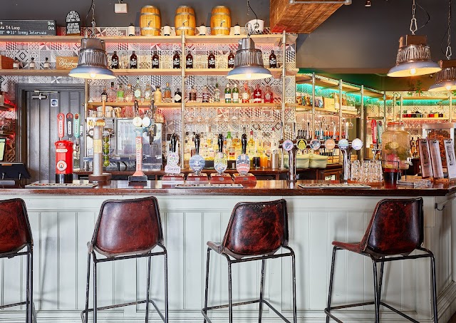 The Arnos Arms