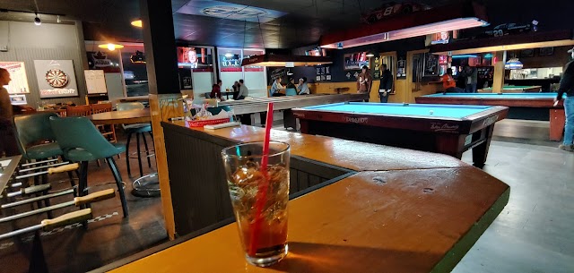 Rox Fox Bar & Grill