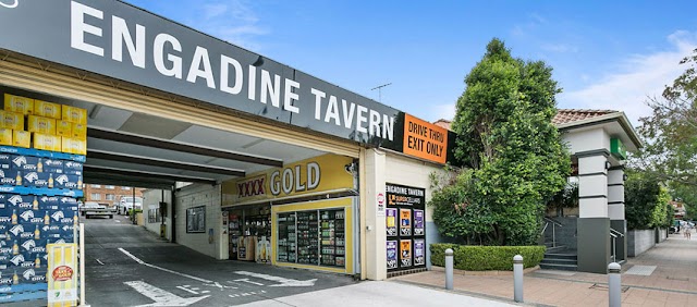 Engadine Tavern