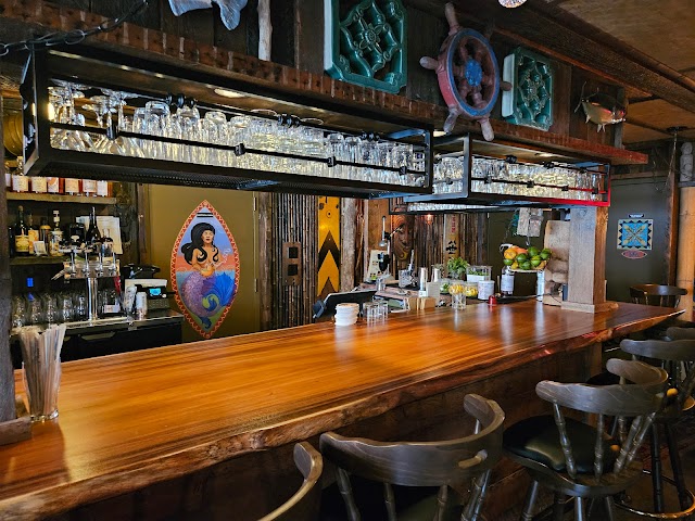 McMenamins Kalama Cove Bar