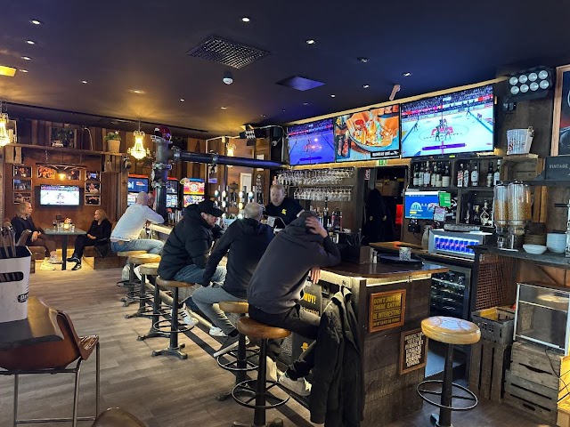 Desperados Sports Bar & Saloon