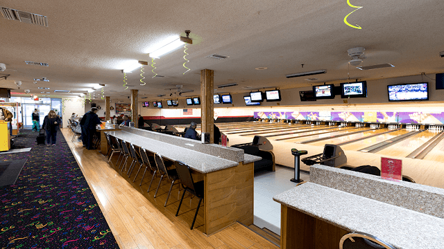Rim Bowling & Entertainment