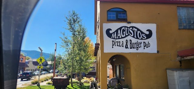 Magustos Pizza & Burger Pub