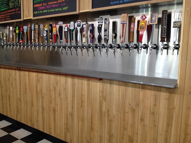 Berts Growler Garage