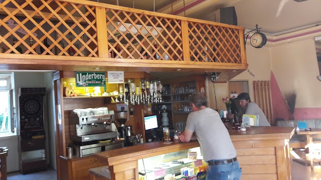 Zizis Cafe
