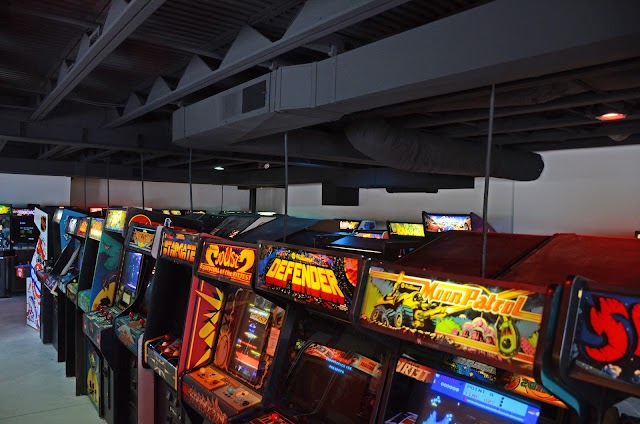 Vintage Vault Arcade