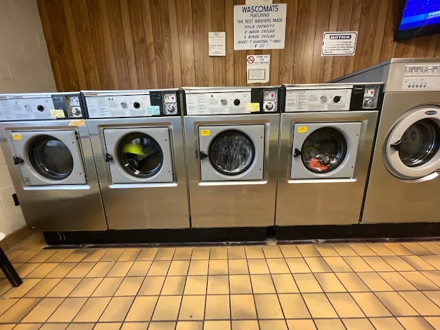 Laundry Basket (W Main)
