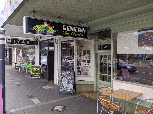 Renown Milk Bar