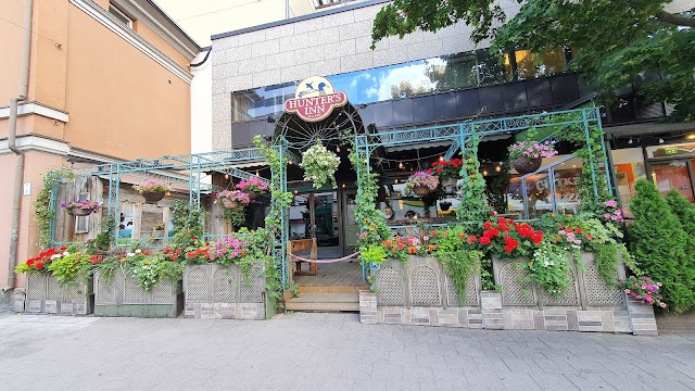 Hunter's Inn