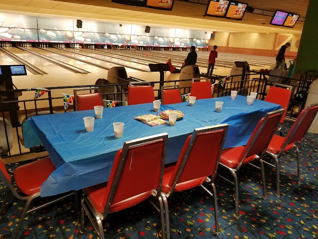 Community Lanes Minster