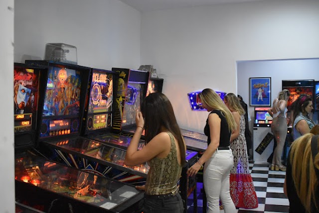 Clarck Flipper y Arcades