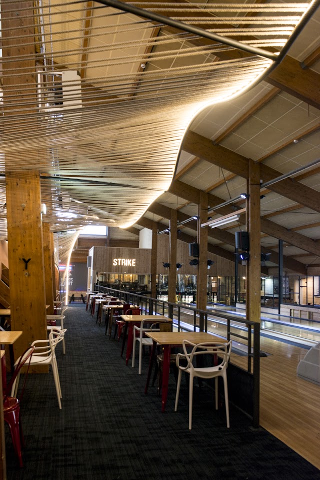Bibiche: Bowling Bar Petit Resto