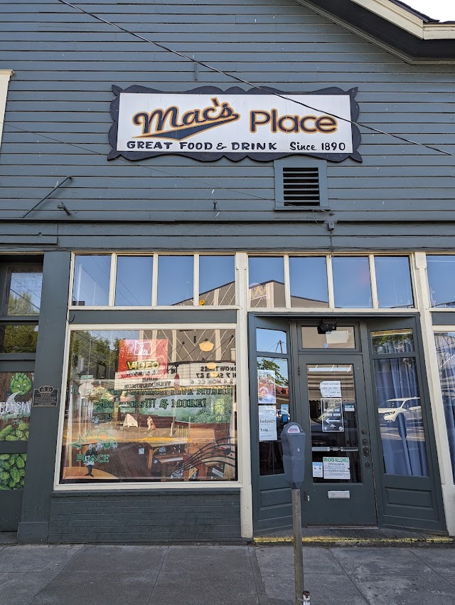 Mac's Place